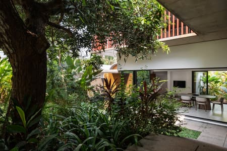 The Stoic Wall Residence